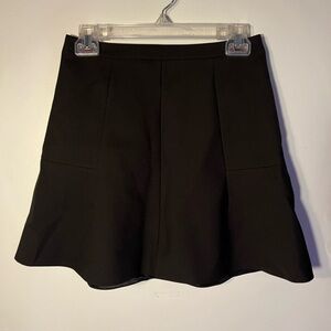 J Crew Fluted Mini Double Crepe skirt Black Sz 00